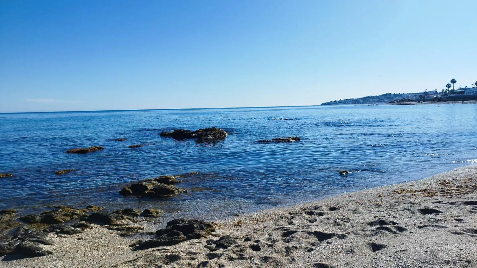 Lovely Evergreen Malaga 0*,